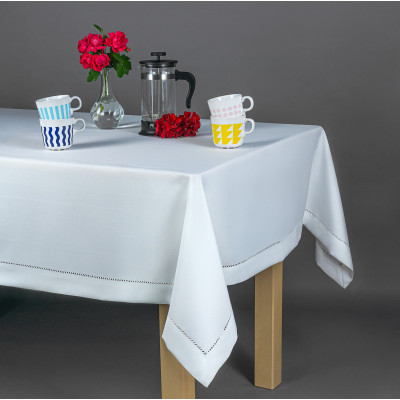 Obrus z Mereżką Prosty i Elegancki