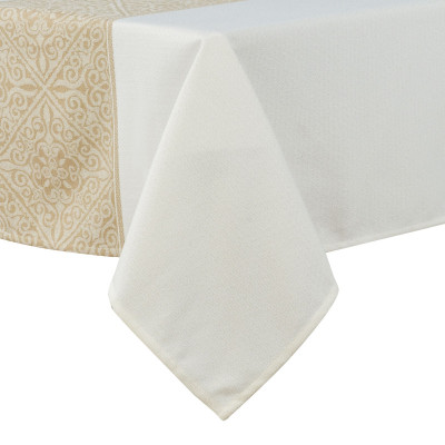 Gausiai Austas Staltiesė su Bohemišku Ornamentu